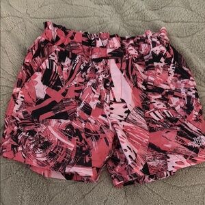 Girls pink North Face Flash Drive shorts size medium 10/12